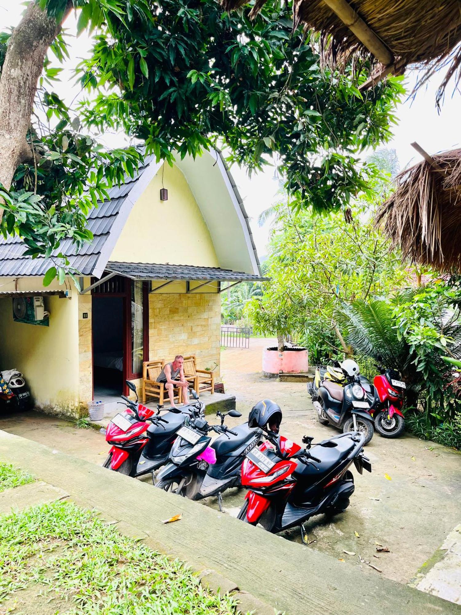Roy Homestay Kuta Kuta  Extérieur photo